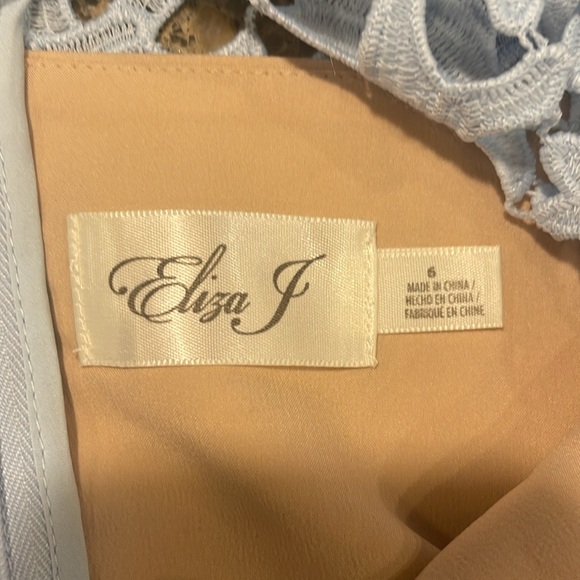 Eliza J size 6, soft blue dress - Picture 7 of 7